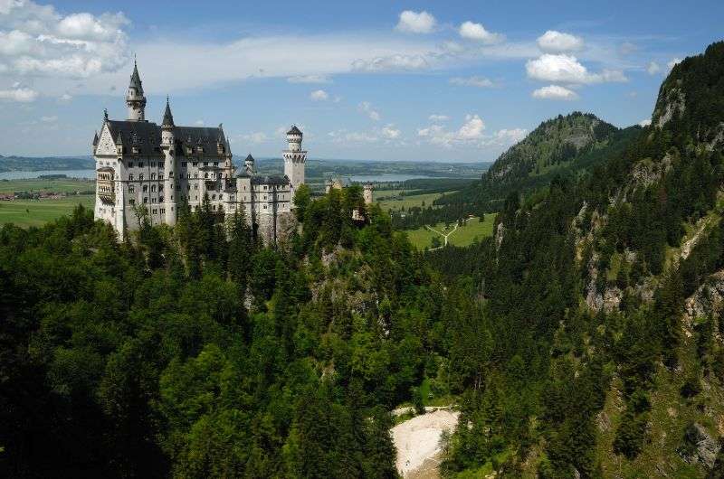 Hike to the Neuschwanstein castle, Germany