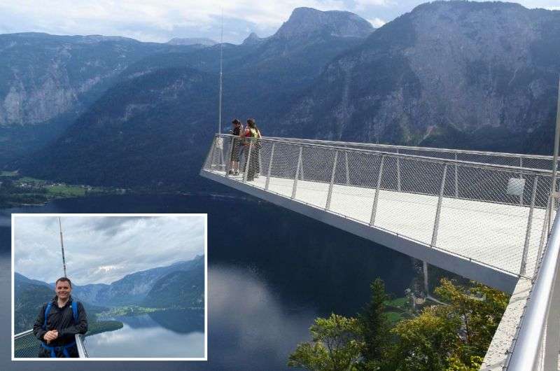 skywalk, Hallstatt, tourist visiting the skywalk, Austria