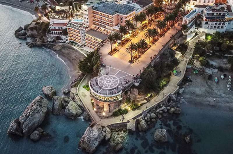 Hotel Balcon de Europa in Nejra, Spain