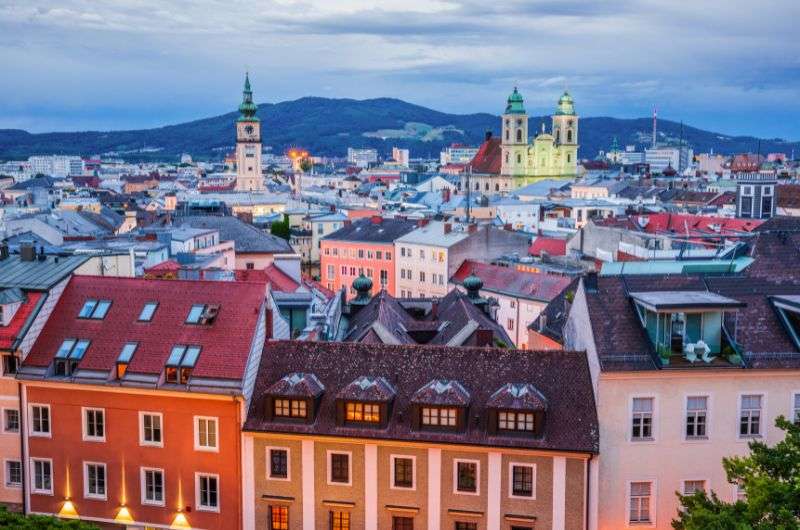 Linz, Best cities in Austria, main square