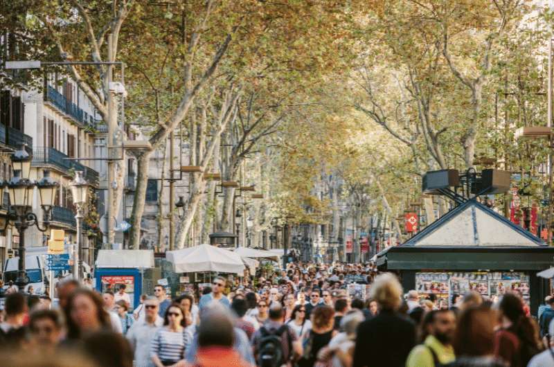 Popluar La Rambla street in Barcelona