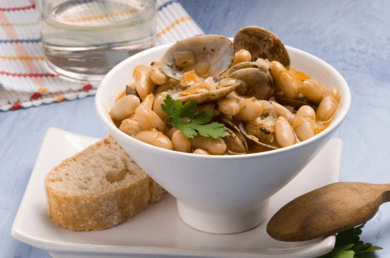 Traditional food of Asturias: clam stew