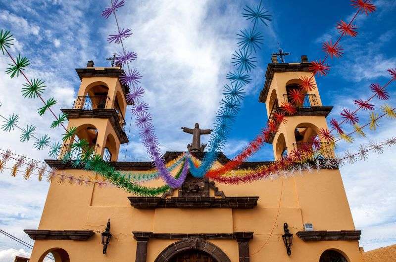 Mexican church, religion