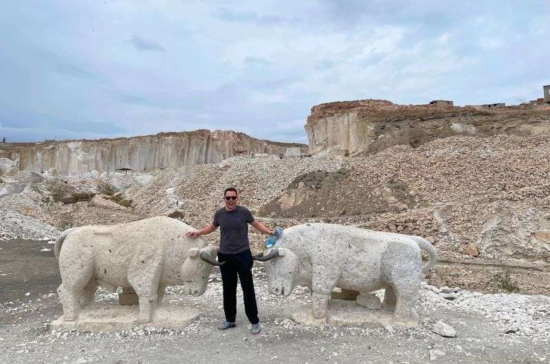 Traveler with bulls on Ruta del Sillar, near Arequipa, photo by Next Level of Travel