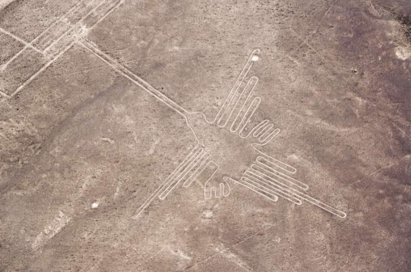 Nazca lines, Hummingbird 