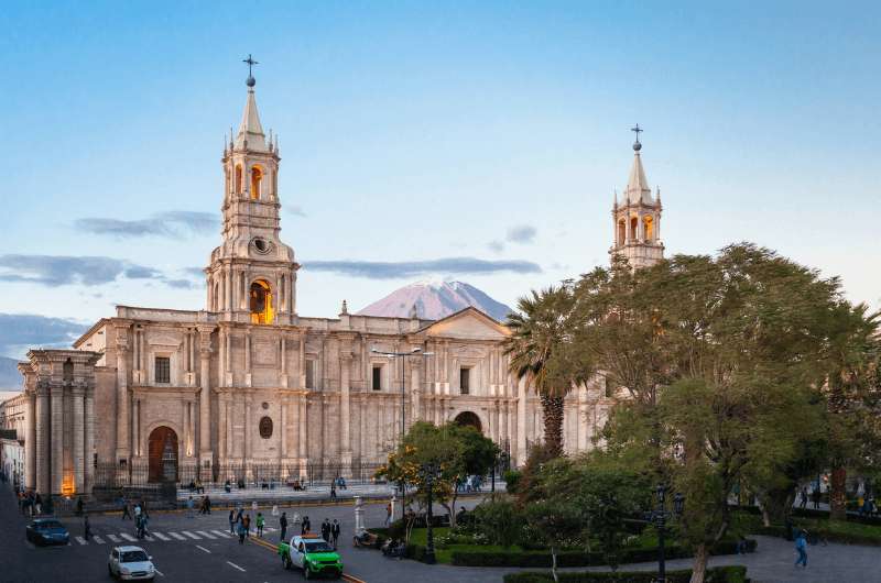 Arequipa Basilica Cathedral, places to visit in Peru