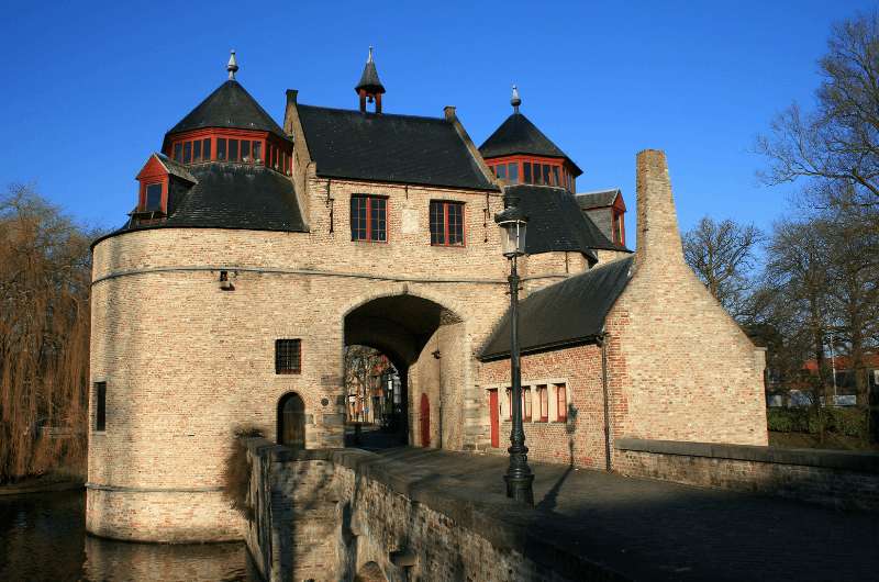 Ezelpoort, one of the city gates of Bruges, Belgium