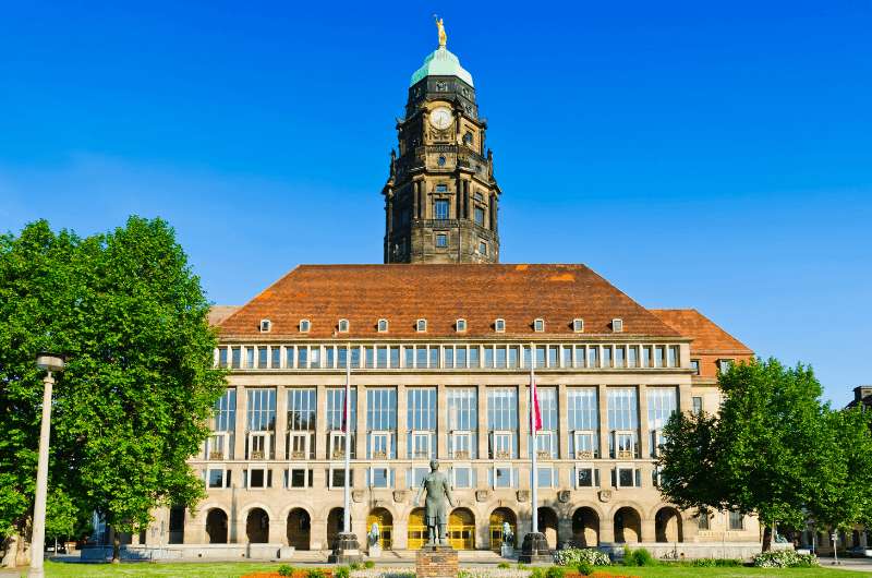 Rathaus od Dresden