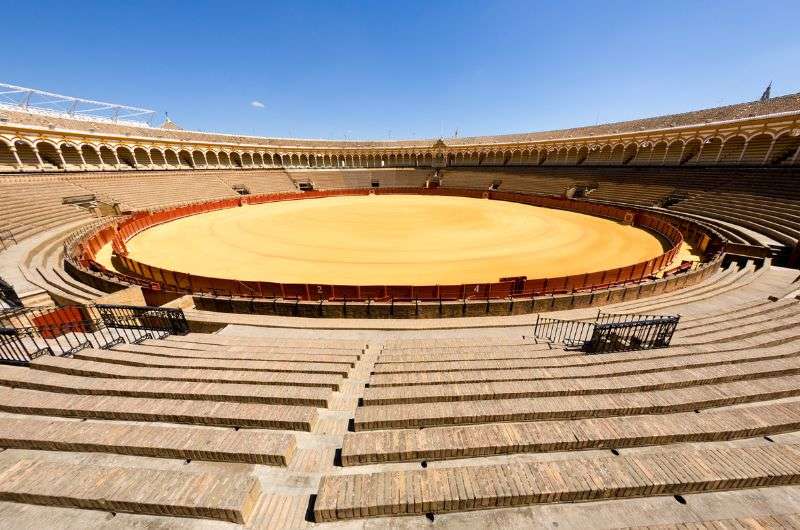 Visiting Plaza de Toros in Sevilla, Spain