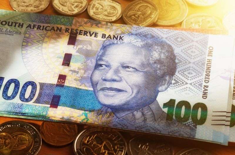 Nelson Mandela on a banknote—famous people of South Africa