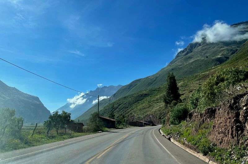 Driving to Rainbow Mountain in Peru