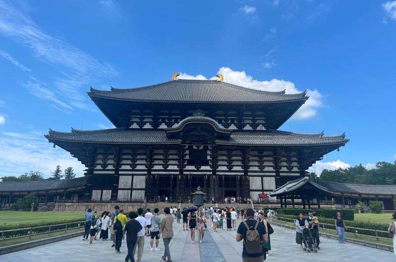 Todai-Ji temple in Nara, Japan