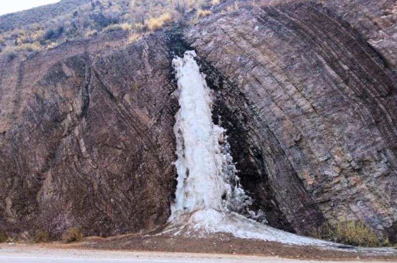 Cascada Congelada in Argentina