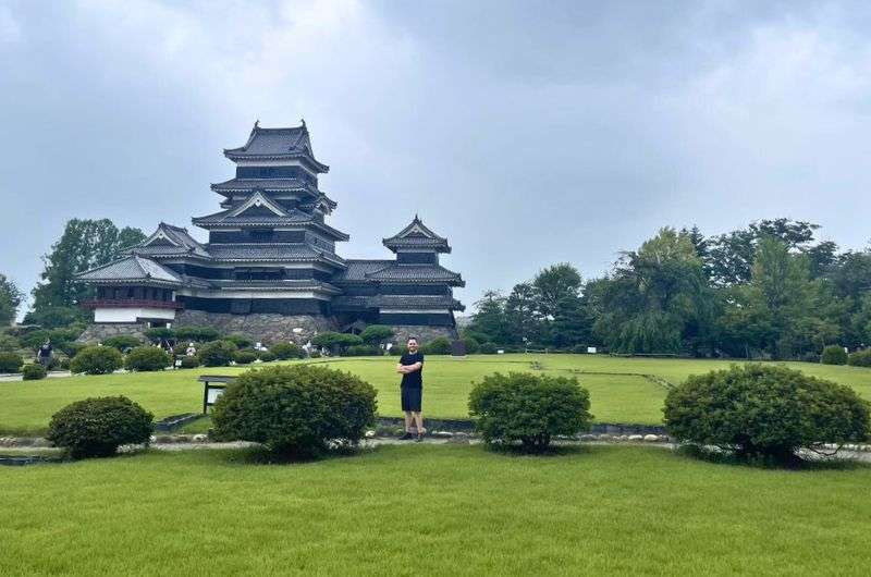 Matsumoto Castle and gardens, Nagano itinerary, Japan