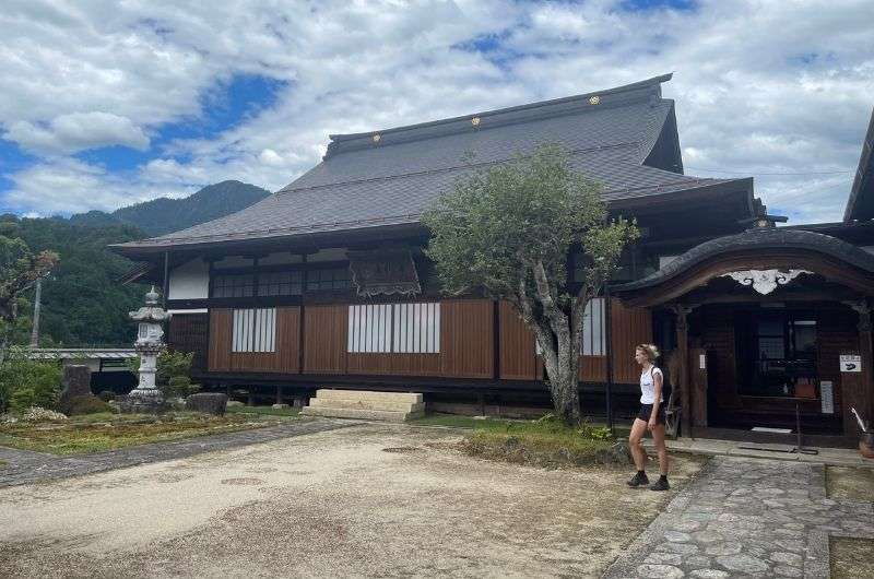 Kotoku-ji Temple, Tsumago in Japan, photo by Next level of Travel