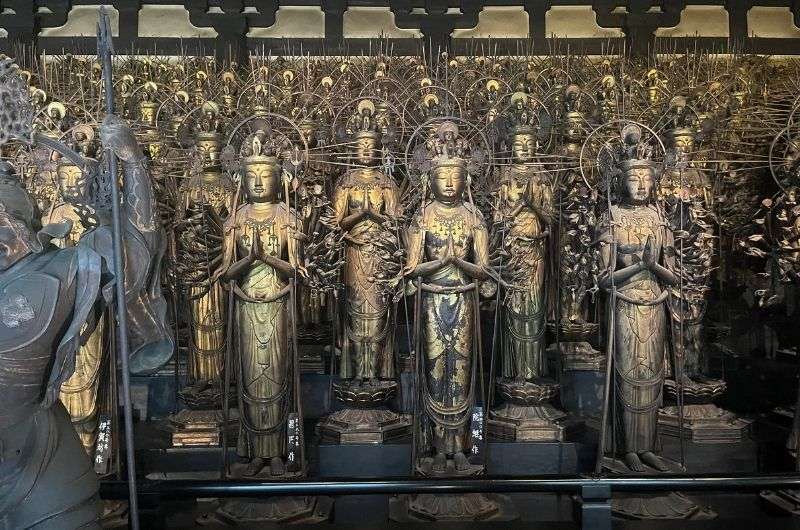 Sanjusangendo (Rengeo-in), tin soldiers, travel in Kyoto, Japan, photo by Next level of Travel