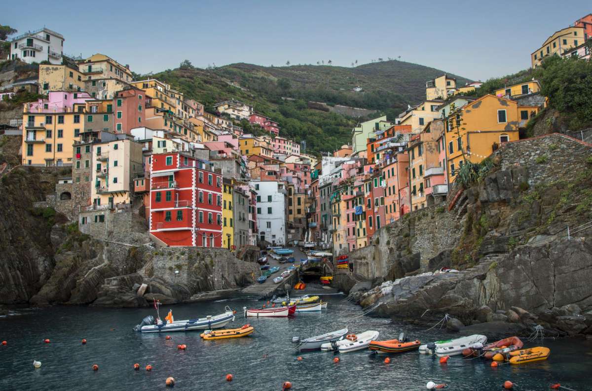 Colorful buildings of Riomaggiore in Cinque Terre, Italy