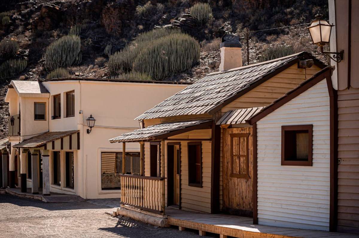 a photo from Sioux City Park near Maspalomas, showing the Wild West theme with characteristic architecture