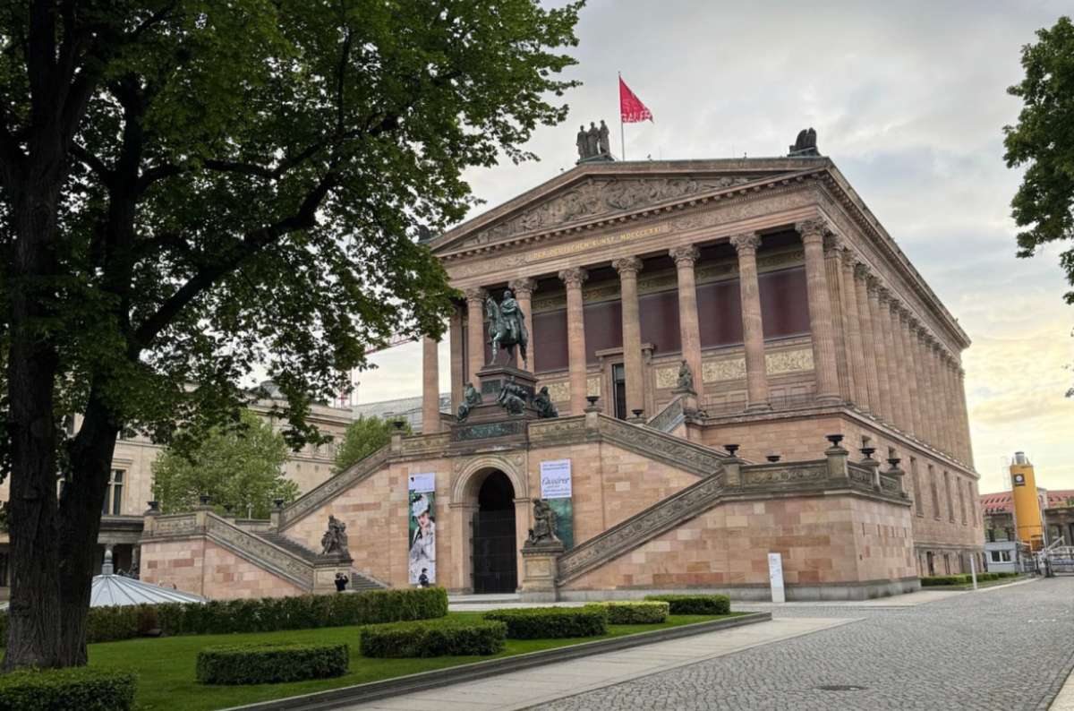 : a photo of the Old National Gallery at the Museum Island, Berlin, Germany