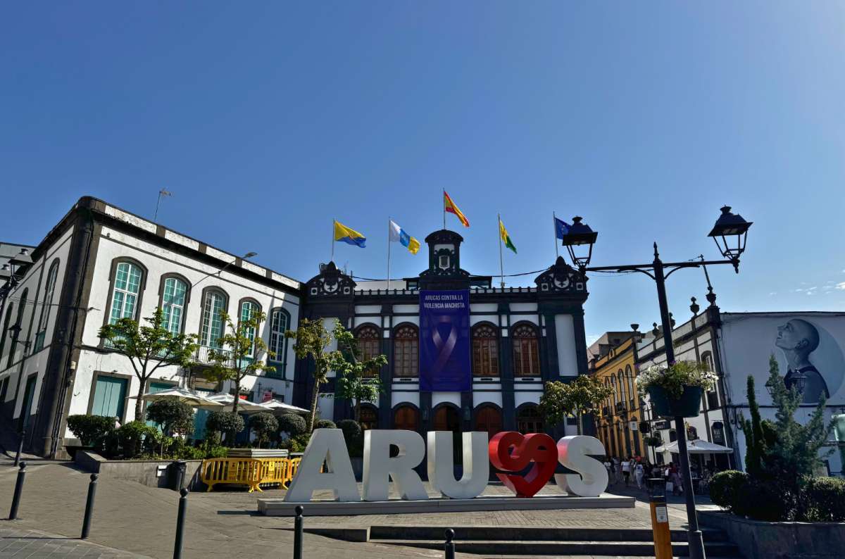 a photo of the town hall and Arucas sign in the main square, Gran Canaria, photo by Next Level of Travel