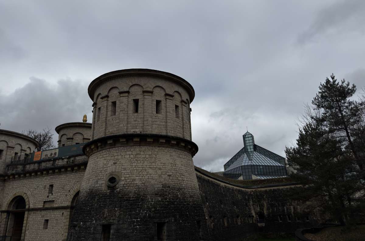 The round towers of the Dräi Eechelen fort with the Mudam museum behind, Kirchberg, Luxembourg City, Luxembourg, photo by Next Level of Travel