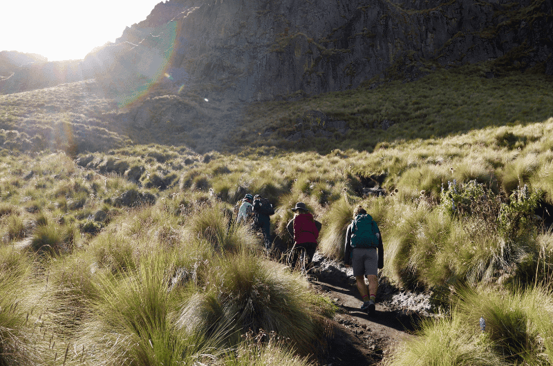 People hiking in Izta Popo National Park 