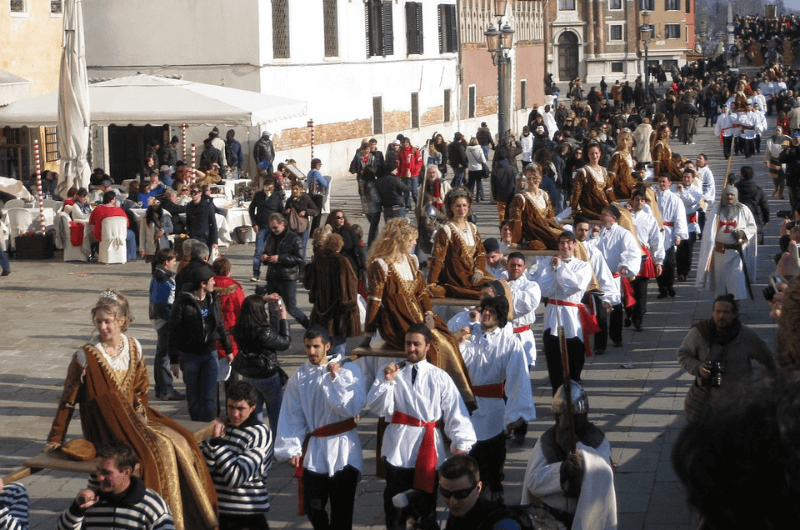 Festival in Venice, Street parade 