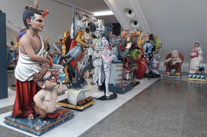 Alt text: Inside the Museum of Fallas Artists in Valencia 