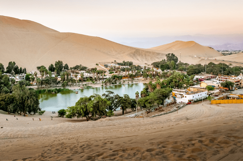 Huacachina, the place you must visit in Peru 