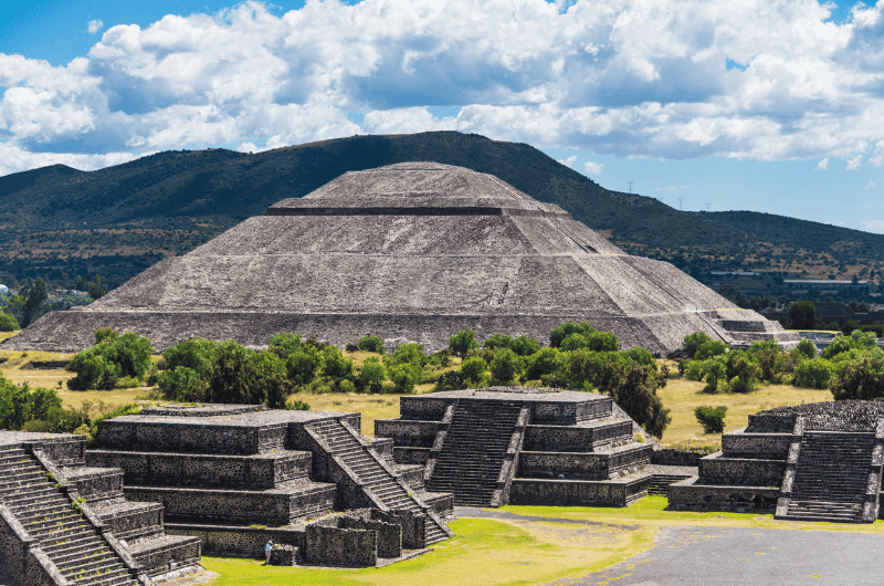 The Teotihuacans ancient culture, pyramids