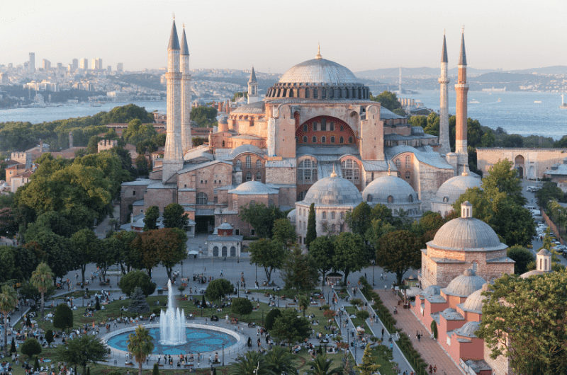 Hagia Sophia mosque in Istanbul, top place to visit in Turkey