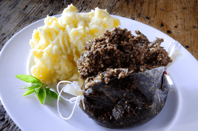 Typical Scottish food: haggis prepared with mashed potatoes 