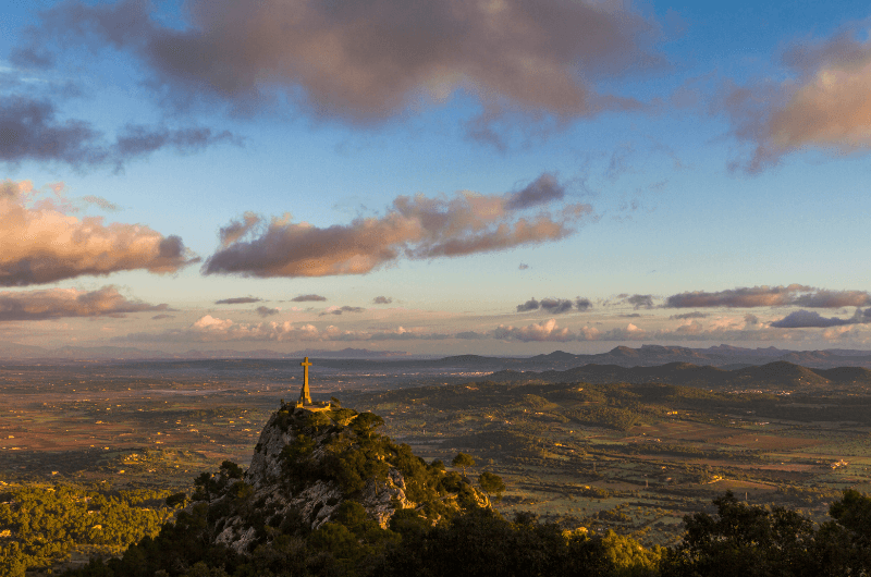 The Creude Sant Salvador with views over Mallorca 